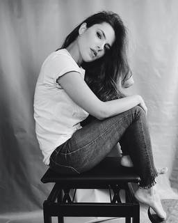 Thais Melchior feet photo 15