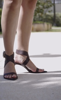 Thais Melchior feet photo 4