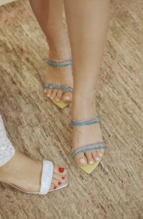 Thais Melchior feet photo 8
