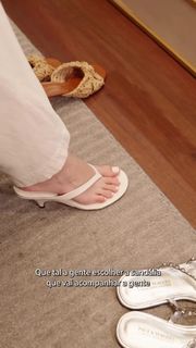 Thais Melchior feet photo 10