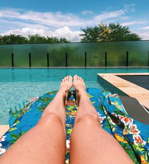 Thalita Meneghim feet photo 18