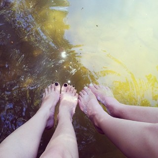 Thalita Meneghim feet photo 17