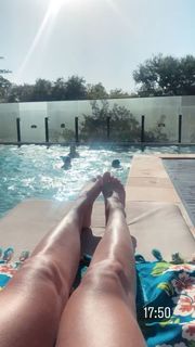 Thalita Meneghim feet photo 1