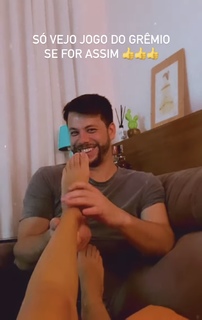Thalita Meneghim feet photo 1