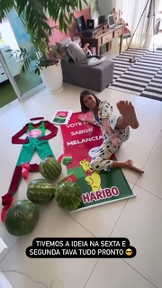 Thalita Meneghim feet photo 4