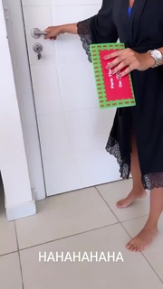 Thalita Meneghim feet photo 19
