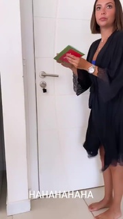 Thalita Meneghim feet photo 18
