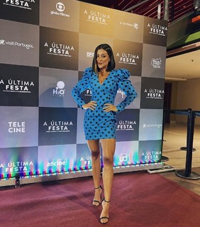 Thalita Meneghim feet photo 3