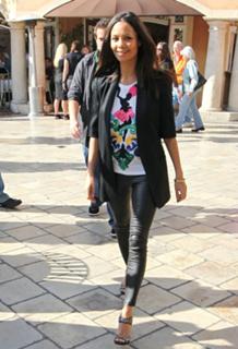 Thandiwe Newton feet photo thumbnail