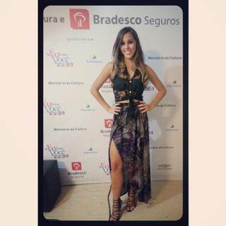 Thati Lopes feet photo thumbnail