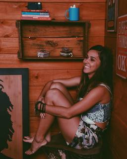 Thati Lopes feet photo thumbnail