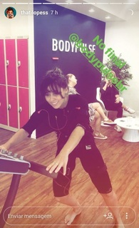 Thati Lopes feet photo thumbnail