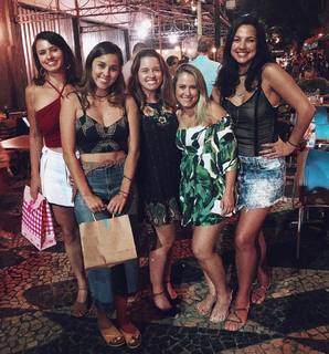 Thati Lopes feet photo thumbnail