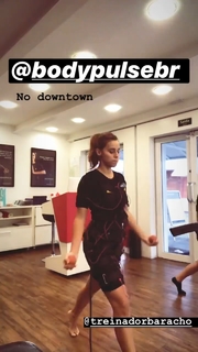 Thati Lopes feet photo thumbnail