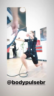 Thati Lopes feet photo thumbnail