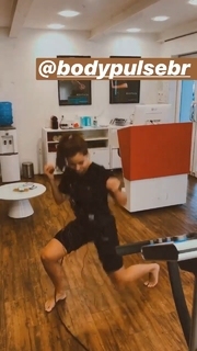 Thati Lopes feet photo thumbnail