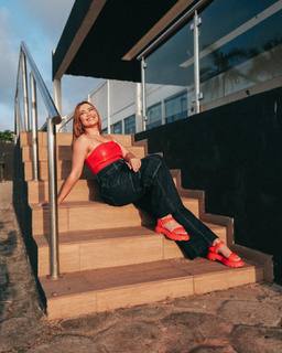 Thaynara OG feet photo 1
