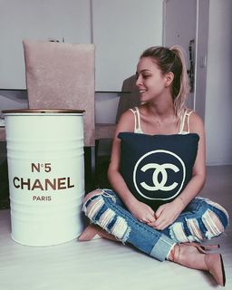 Thayse Estaniecki feet photo 14