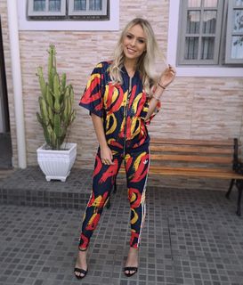 Thayse Estaniecki feet photo 9