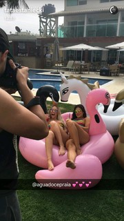 Thayse Estaniecki feet photo 12