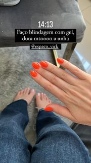 Thayse Estaniecki feet photo 16