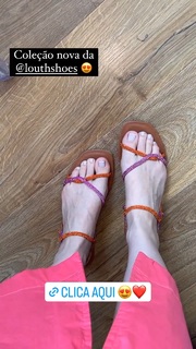 Thayse Estaniecki feet photo 4