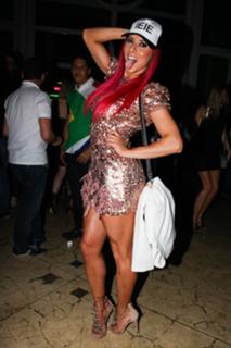 Thaís Bianca feet photo thumbnail