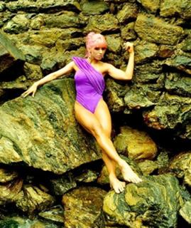 Thaís Bianca feet photo thumbnail