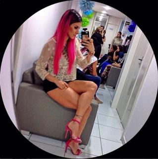 Thaís Bianca feet photo thumbnail