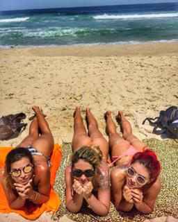 Thaís Bianca feet photo thumbnail