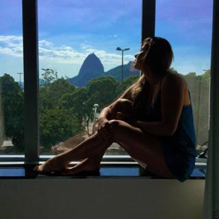 Thaís Bianca feet photo thumbnail