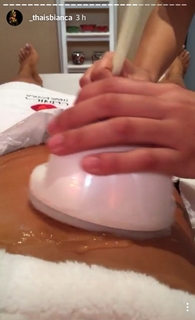 Thaís Bianca feet photo thumbnail