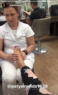 Thaís Bianca feet photo thumbnail