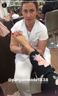 Thaís Bianca feet photo thumbnail