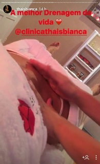 Thaís Bianca feet photo thumbnail