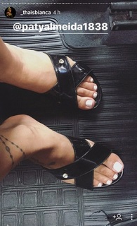 Thaís Bianca feet photo thumbnail