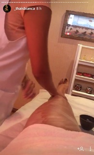 Thaís Bianca feet photo thumbnail