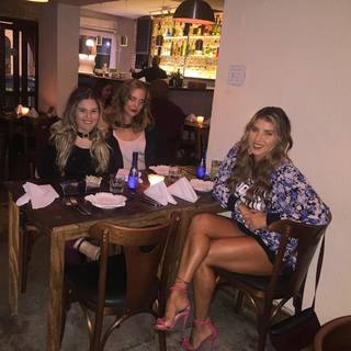 Thaís Bianca feet photo thumbnail