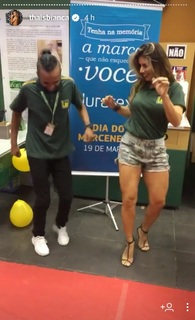 Thaís Bianca feet photo thumbnail