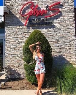 Thaís Bianca feet photo thumbnail