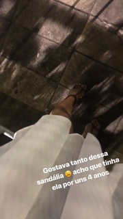 Thaís Bianca feet photo thumbnail