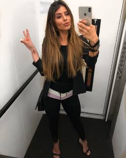 Thaís Bianca feet photo thumbnail