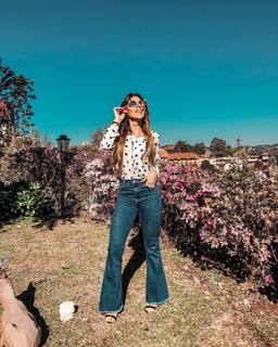 Thaís Bianca feet photo thumbnail