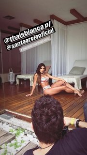 Thaís Bianca feet photo thumbnail