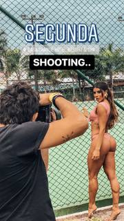 Thaís Bianca feet photo thumbnail