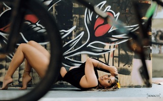 Thaís Bianca feet photo thumbnail