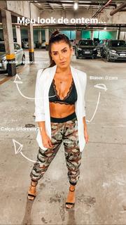 Thaís Bianca feet photo thumbnail