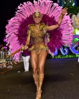 Thaís Bianca feet photo thumbnail