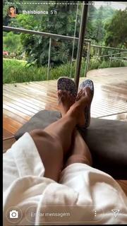 Thaís Bianca feet photo thumbnail