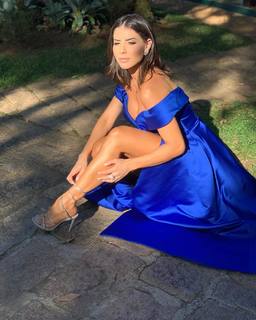 Thaís Bianca feet photo thumbnail